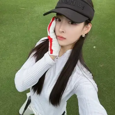傅成